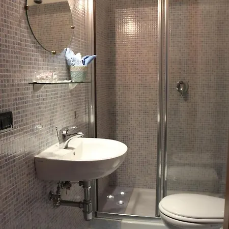 Ohana Bed and Breakfast 3*